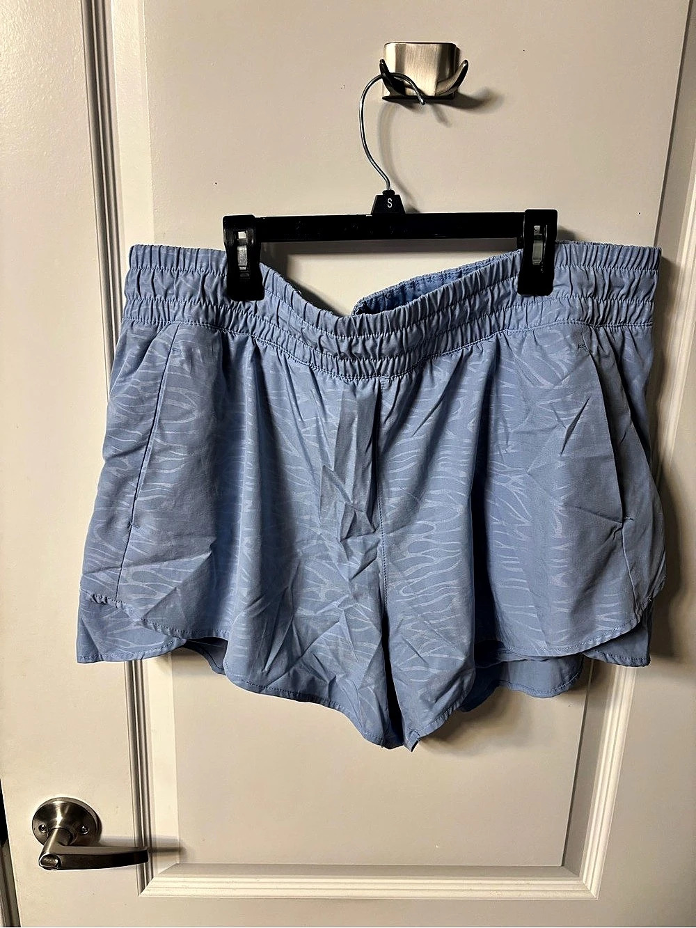 Avia Women's Athletic Shorts Blue Small Like New
